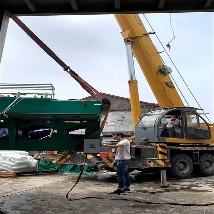 东昌府吊风力发电机的吊车大概多少钱